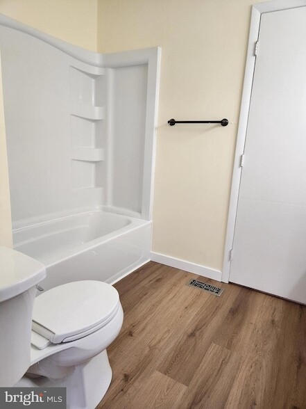 Building Photo - 91 Grant Ln