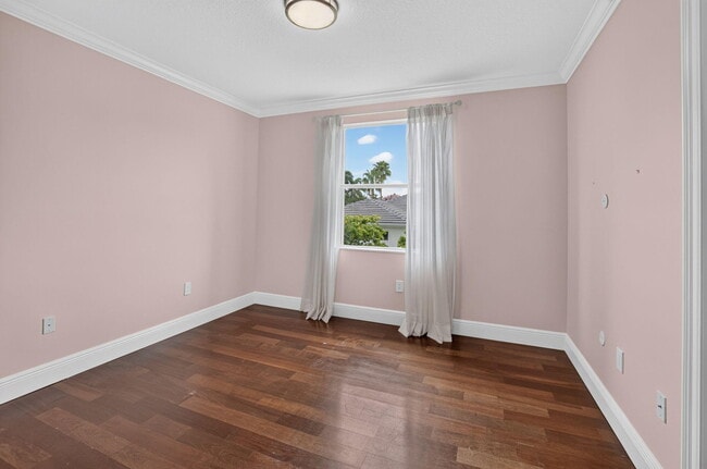 Building Photo - 9511 Savona Winds Dr