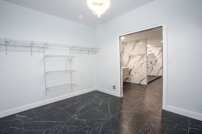 Building Photo - 1508 Mullis Rd