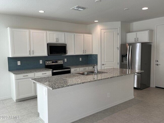 Building Photo - 9323 E Sector Dr