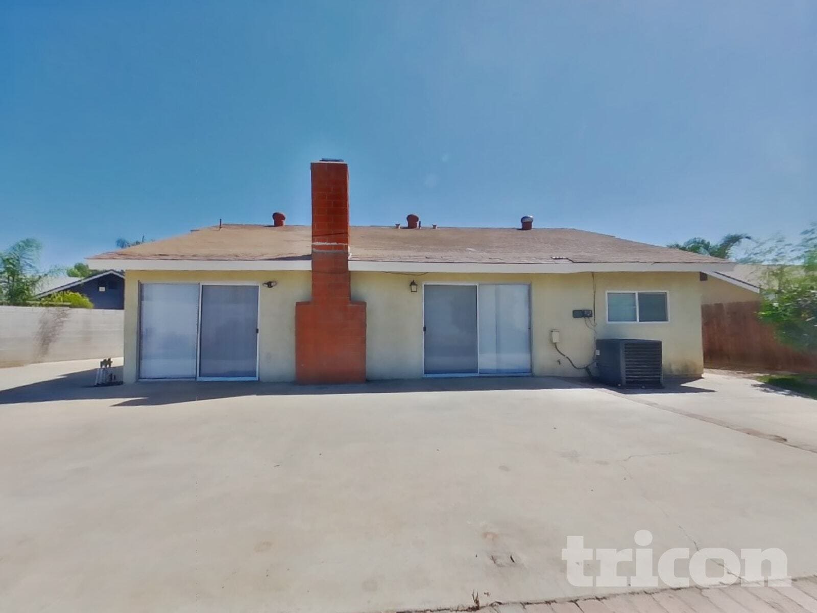 Building Photo - 14353 Victor Dr