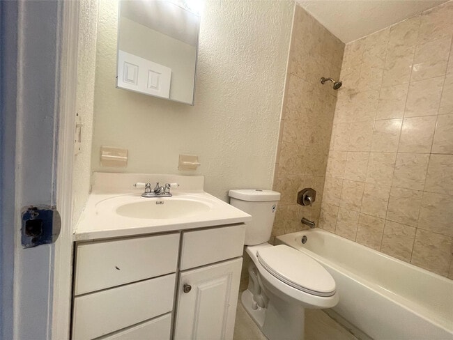 Building Photo - 8010 SW 7th St