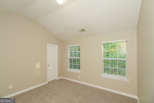 Building Photo - 6417 Polar Fox Ct