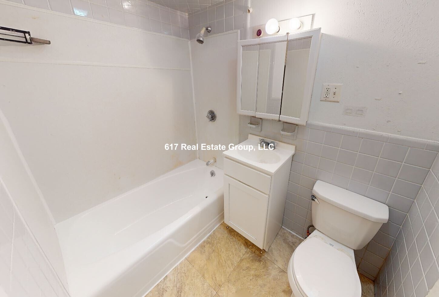 Building Photo - 310 Tappan St