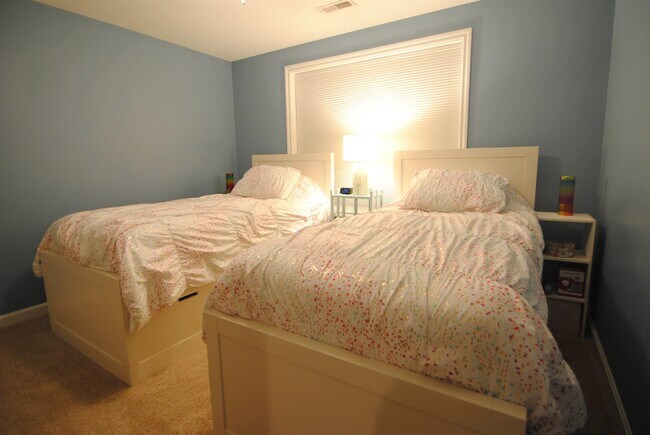 Building Photo - 81 Barrington Ave