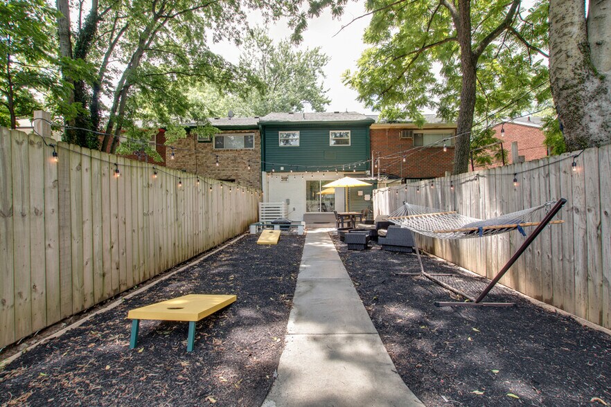 Backyard - 723 Joseph Ave