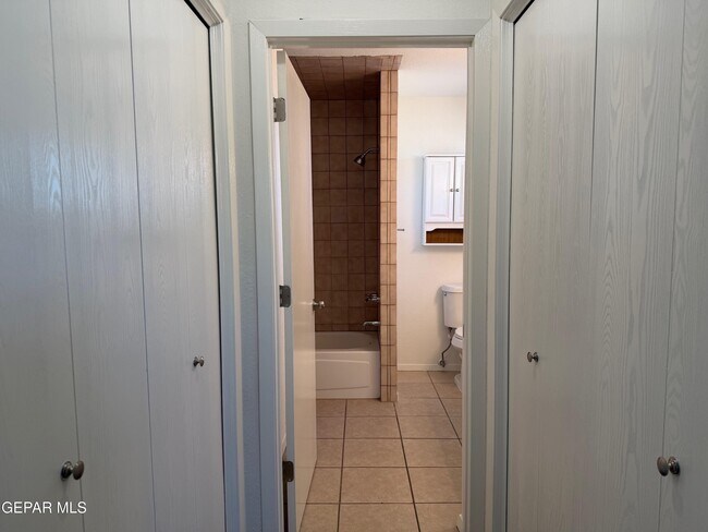 Building Photo - 293 Atlantic Rd