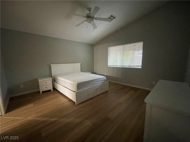 Building Photo - 10270 Spider Rock Ave