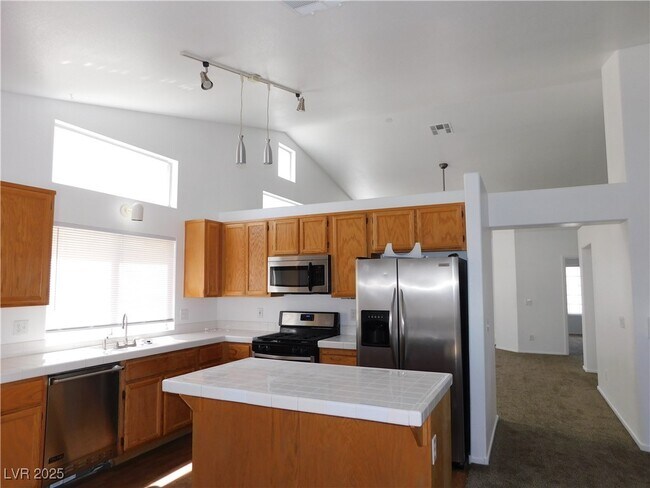 Building Photo - 105 Aruba Isle Dr
