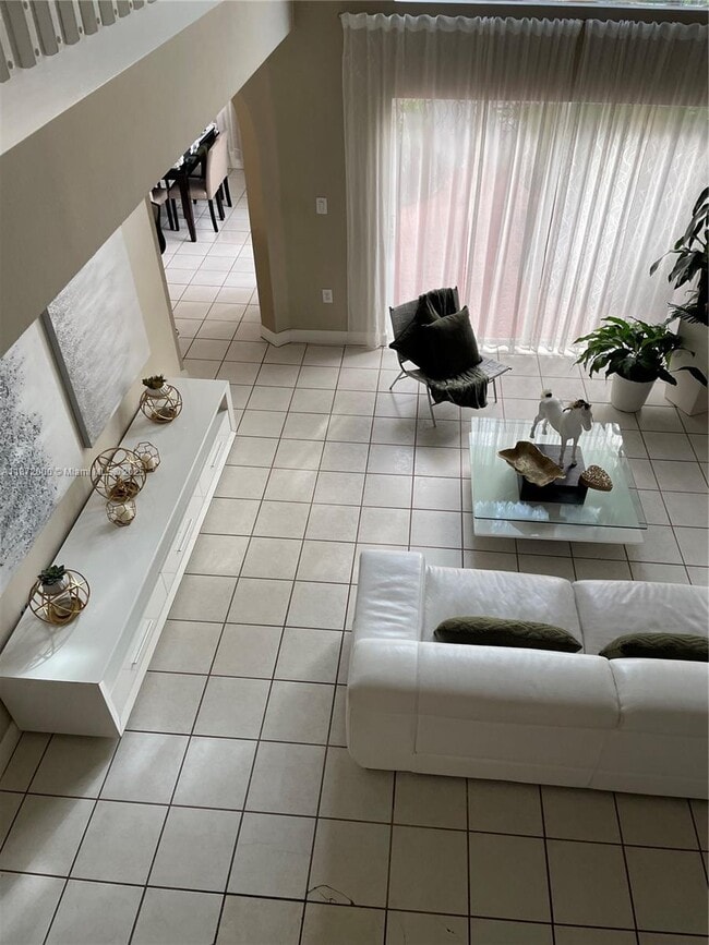 Building Photo - 5237 NW 112th Pl