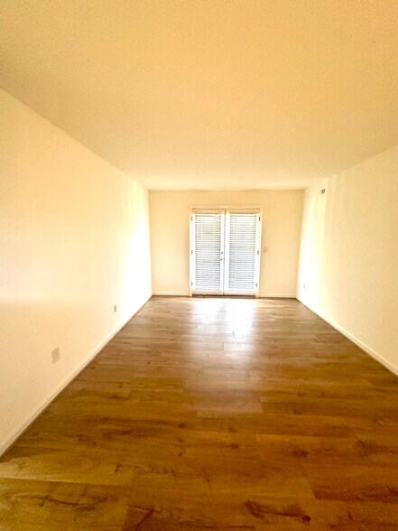 Building Photo - 2118 Acklen Ave