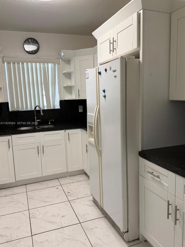 Building Photo - 13100 NW 22nd Ave