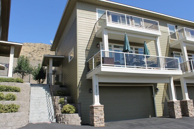Primary Photo - 23251 Sunserra Loop NW