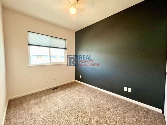 Building Photo - 12027 Leyden St