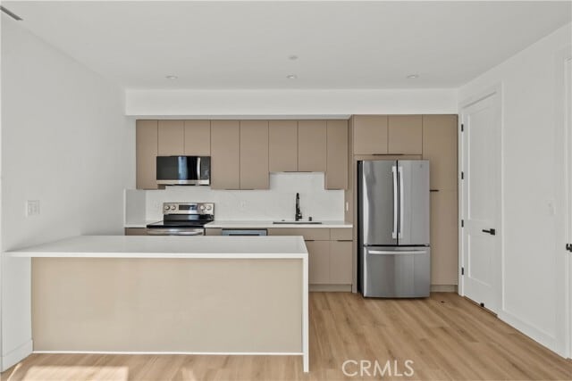 Building Photo - 6605 Troost Ave