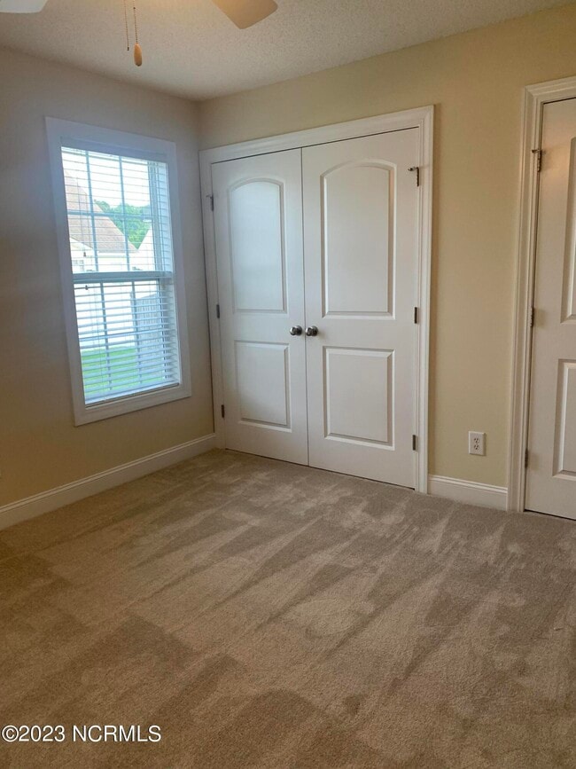 Building Photo - 2317 Sadler Dr
