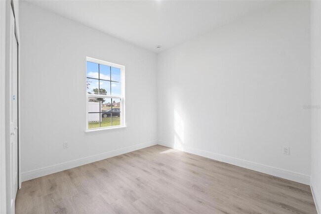 Building Photo - 2273 SW 158th St Rd