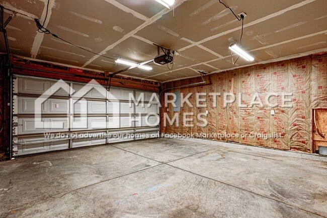 Building Photo - 2108 Bridlewood Dr