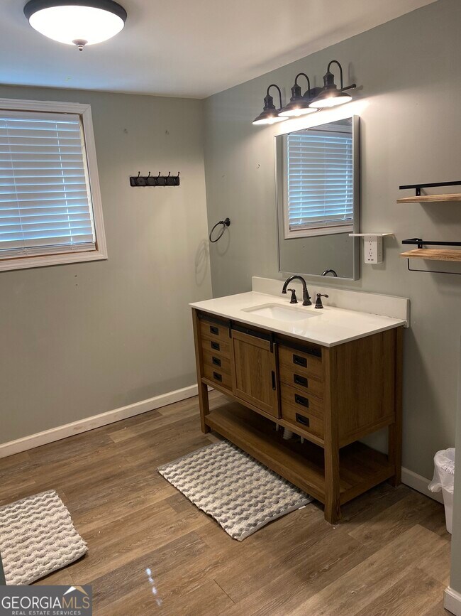 Building Photo - 2880 GA-117