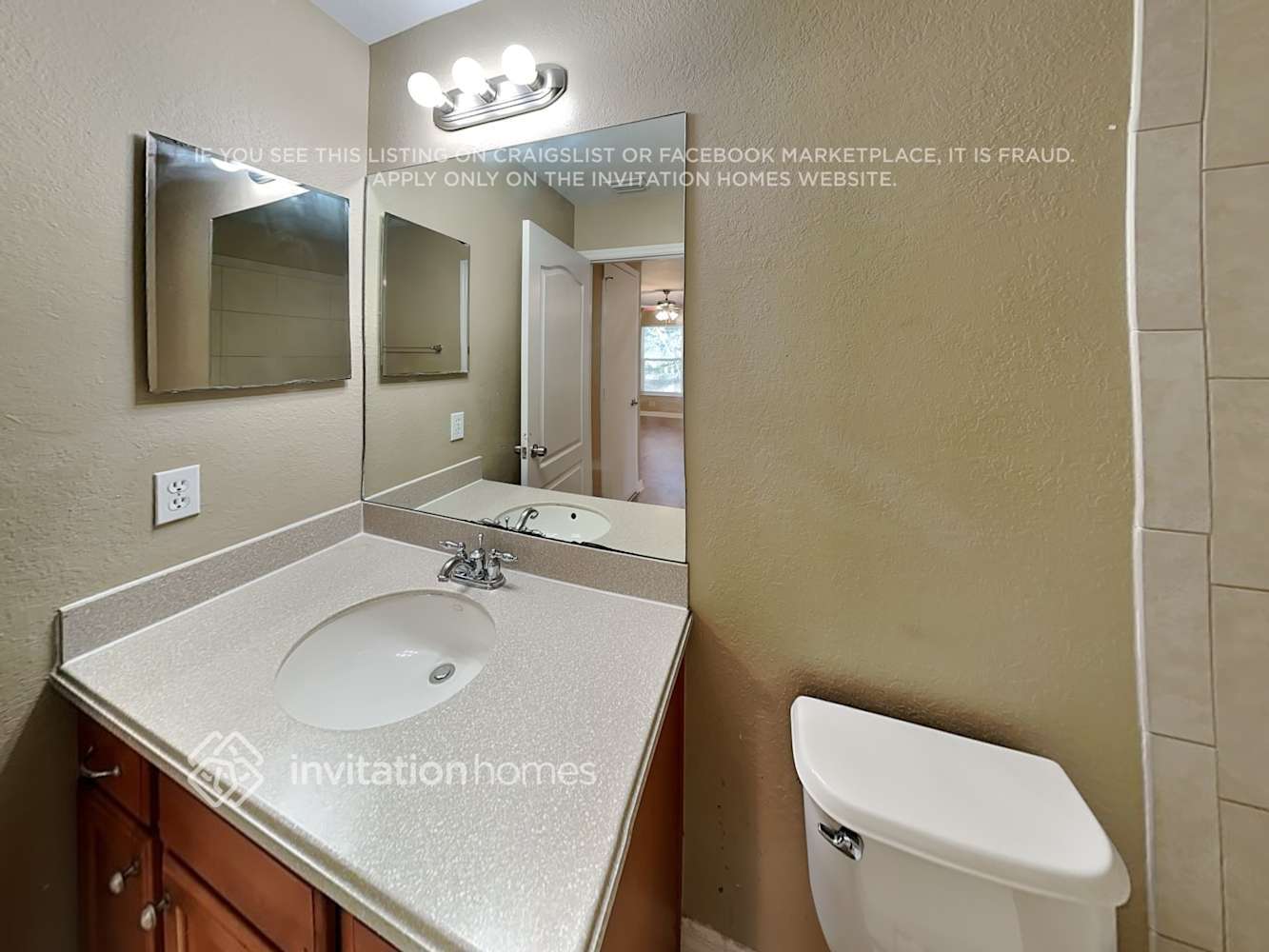 Building Photo - 7176 Chatum Light Run