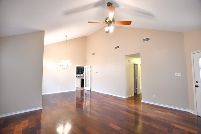 Building Photo - 4056 La Costa Ct