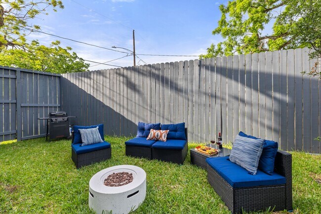 Building Photo - 5502 Texas St