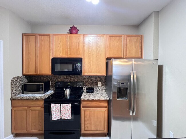 Building Photo - The perfect home waiting for you! FULLY FU...