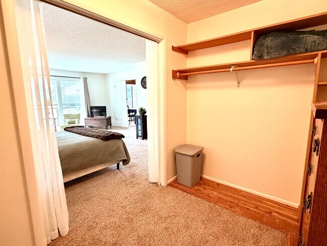 Building Photo - Cozy & Private Fircrest Unit with Garden Space