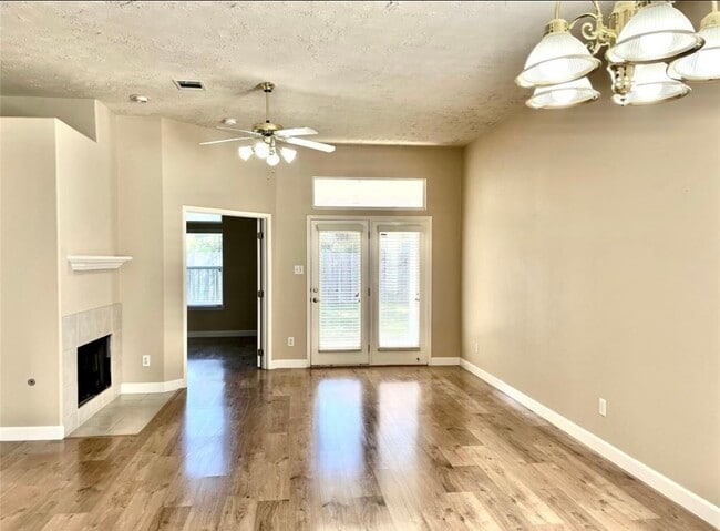 Building Photo - 6122 Sandy Valley Dr