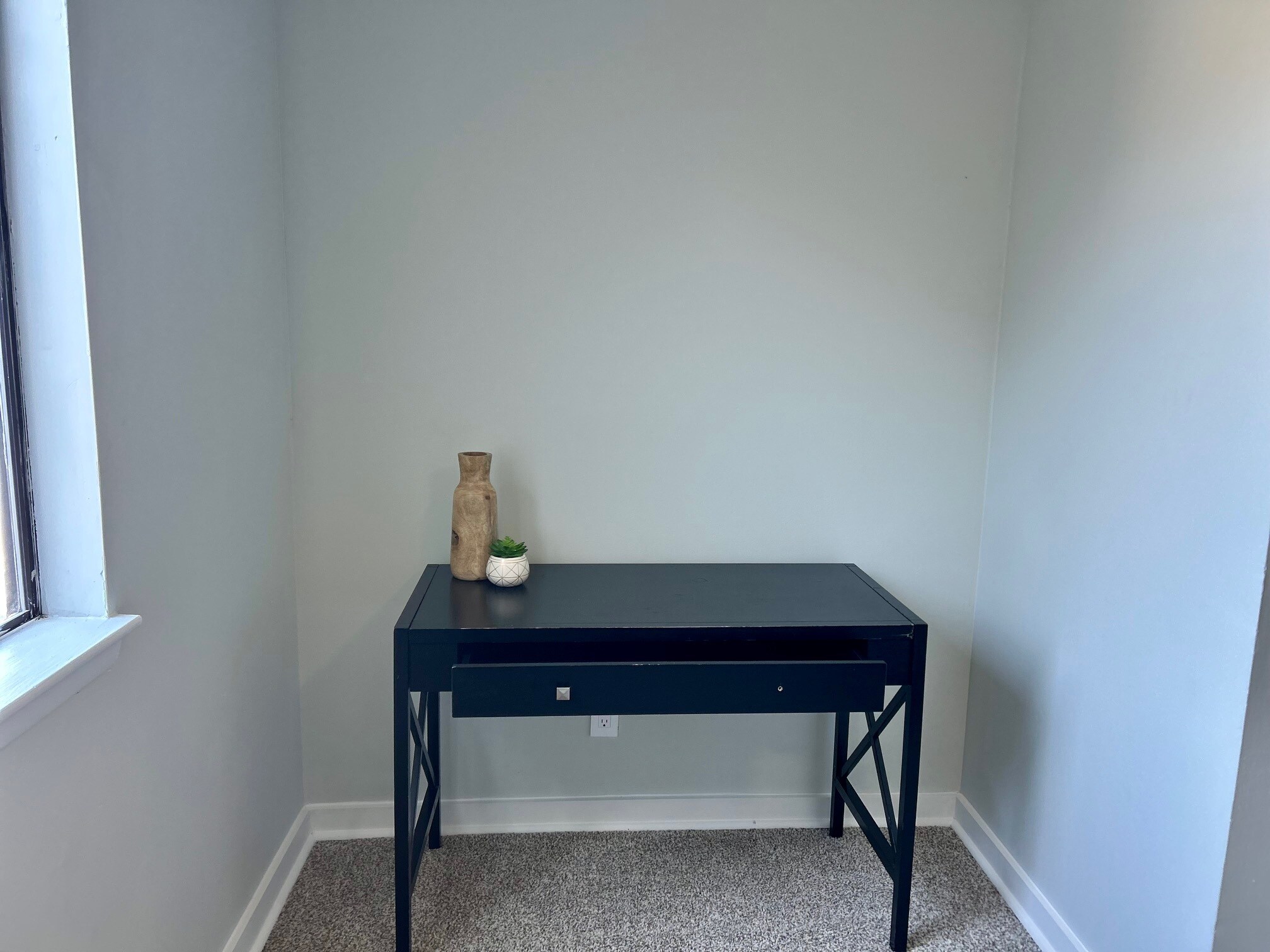 Building Photo - 1530 Fort Johnson Rd