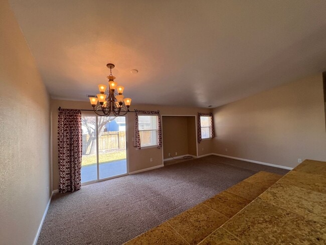 Building Photo - Charming 3/2/2 Home in Gardnerville *MUST SEE*