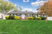 Building Photo - 621 Sumner Ave