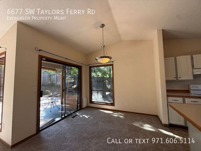 Building Photo - 6677 SW Taylors Ferry Rd