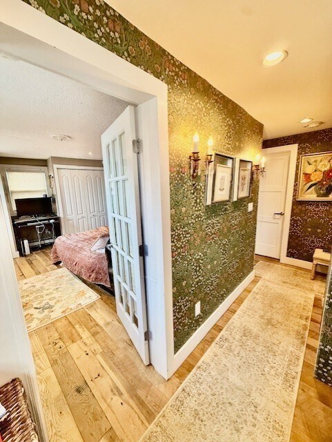 Building Photo - 480 Commercial St