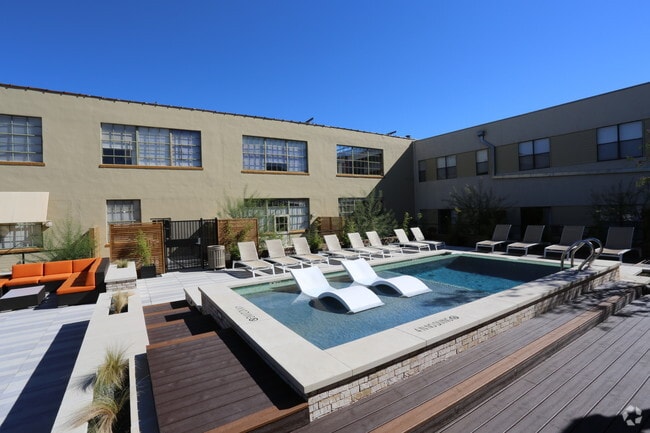 Rooftop Pool - Cadillac Lofts - Residential