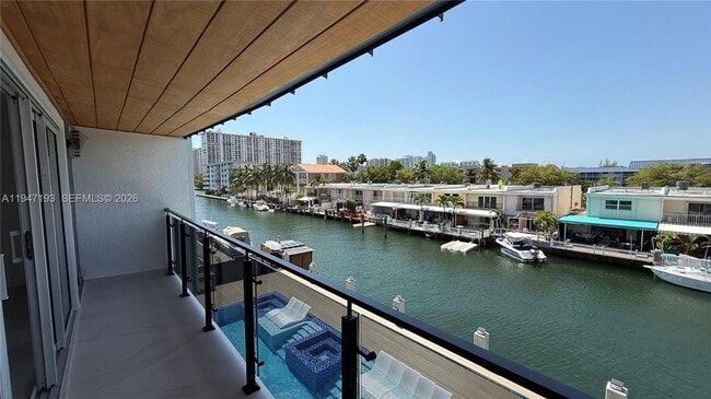 Building Photo - 3826 NE 171 St