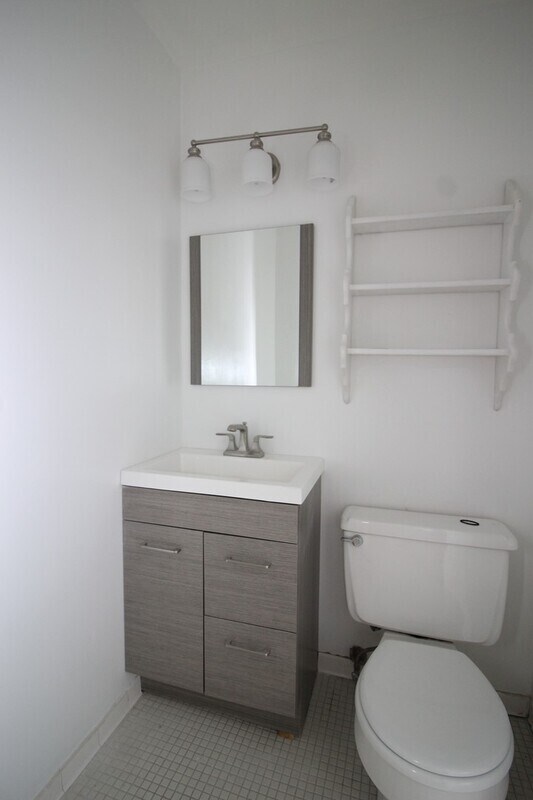 Building Photo - 349 Homeland Southway