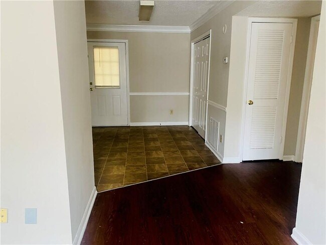 Building Photo - 493 Stone Mountain St