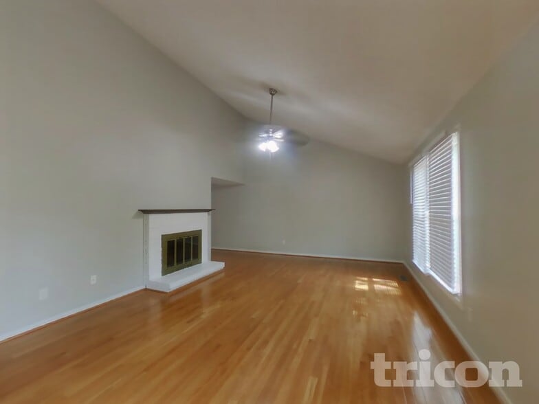 Building Photo - 2241 Old Bailey Ct