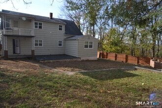 Building Photo - 448 Tudor St