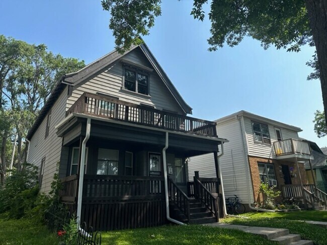 Primary Photo - 20 W Melvina St