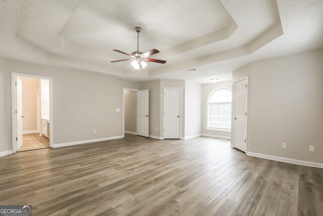 Building Photo - 7600 Crestwicke Crossing Dr