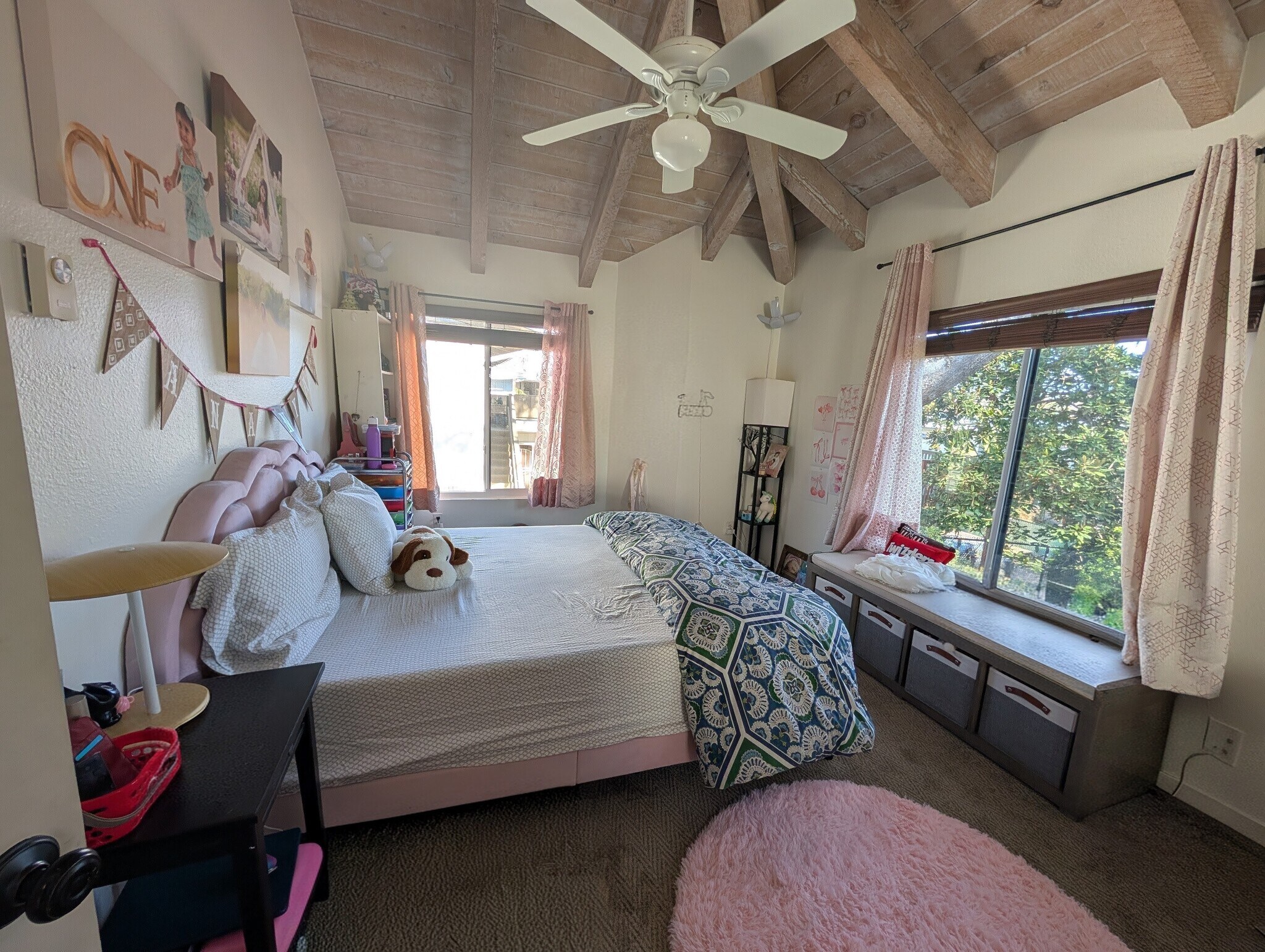 Building Photo - 245 S Helix Ave