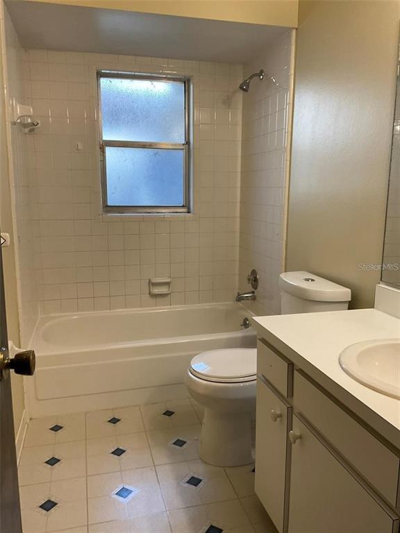 Building Photo - 7031 Hennepin Blvd