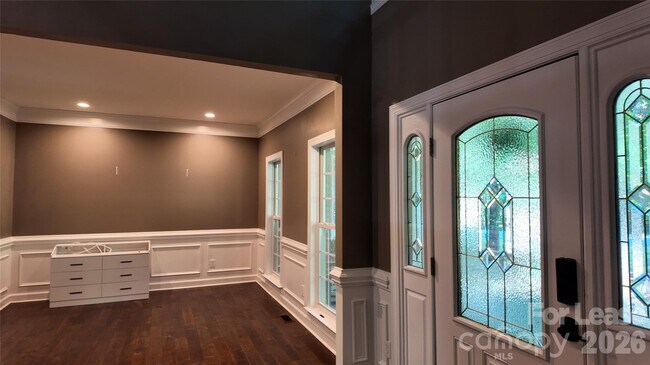 Building Photo - 410 Farm Branch Dr
