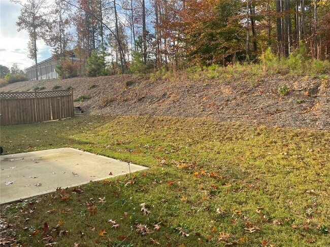 Building Photo - 2140 Adam Acres Dr