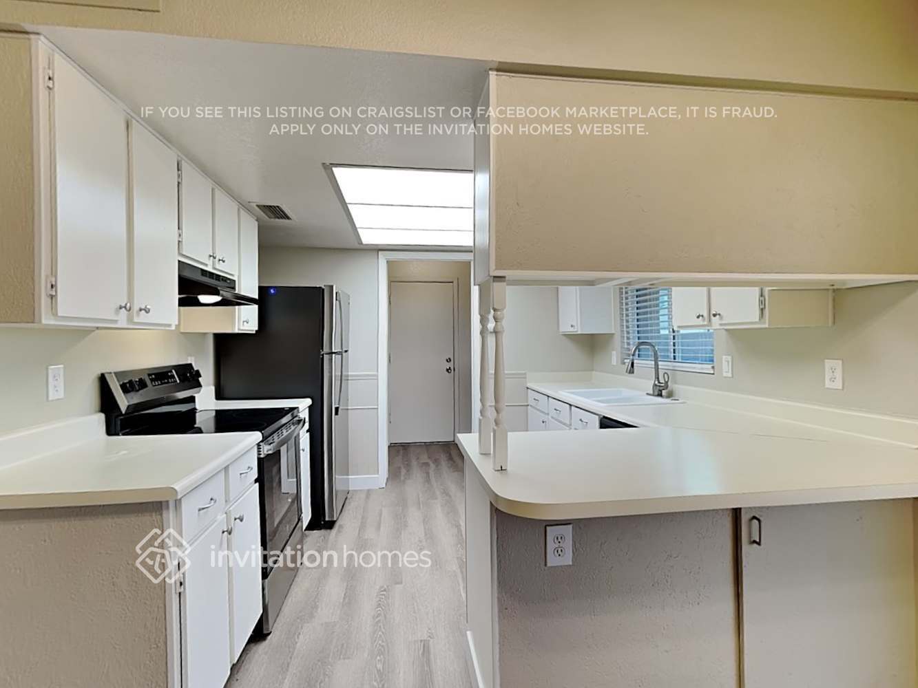 Building Photo - 1920 N Illinois St