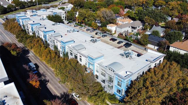 Building Photo - 4414 Cedar Springs Rd