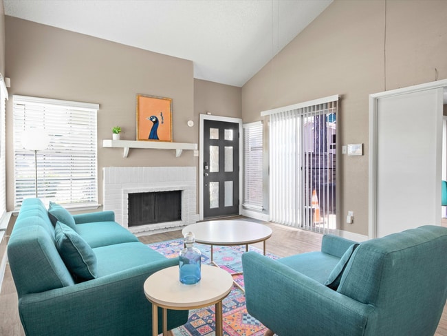 Building Photo - The Townhomes on Peacock Hill