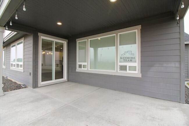 Building Photo - 2237 Legacy Ln